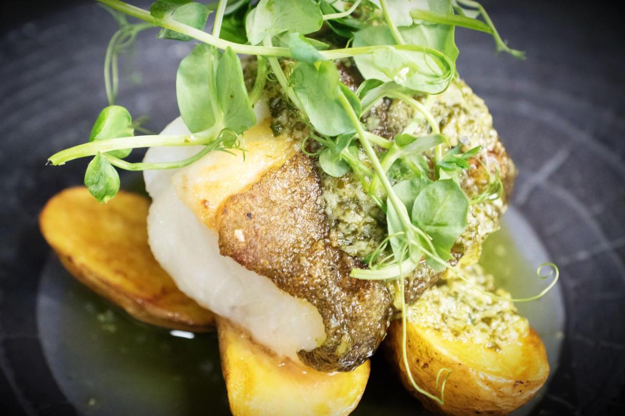 Quinlan & Cooke Boutique Townhouse And Qcs Seafood Restaurant Hotel Cahersiveen Exterior foto